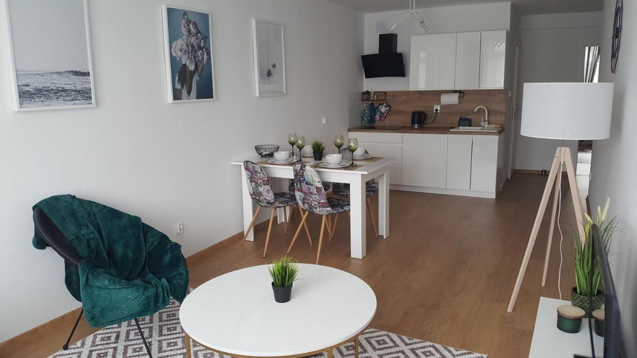 Apartament Szmaragdowy Zakatek Kolobrzeg Ngoại thất bức ảnh