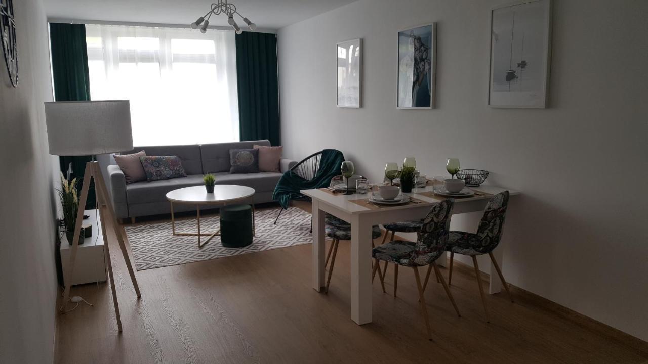 Apartament Szmaragdowy Zakatek Kolobrzeg Ngoại thất bức ảnh